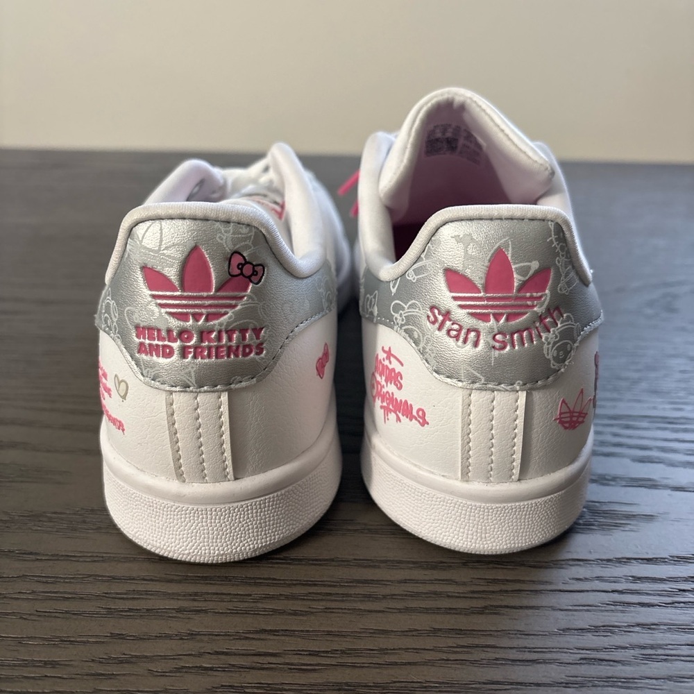 Hello Kitty x adidas Stan Smith Women US 6½ White Pink Collab Sneaker - Picture 3 of 6